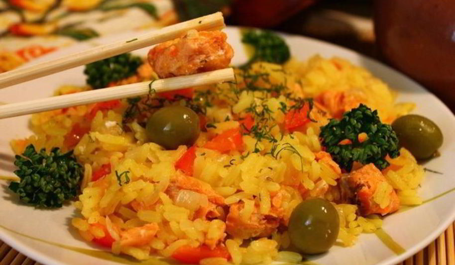 Рецепт плов с рыбой в горшочке