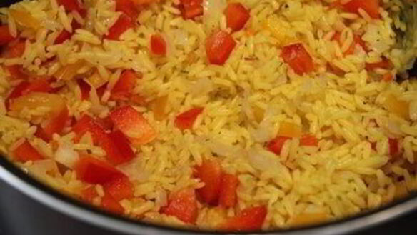 ШАГ 7. плов с рыбой в горшочке