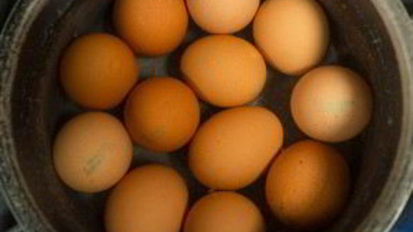 ШАГ 2. плов с яйцом