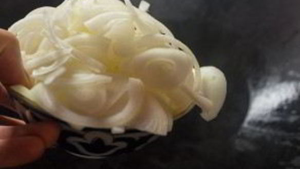 ШАГ 8. плов с яйцом