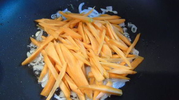 ШАГ 2. плов в горшке