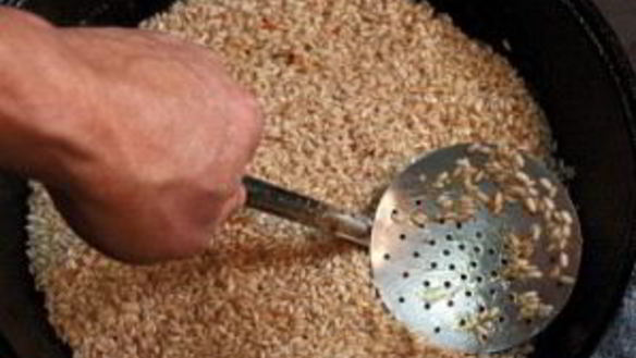 ШАГ 11. плов в казане на плите