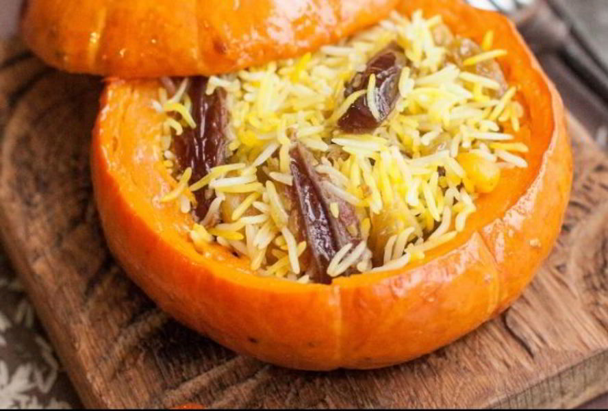 Плов в тыкве с сухофруктами