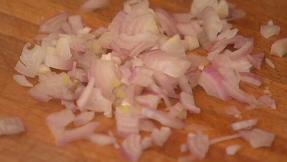 ШАГ 2. весенняя паэлья с курицей и молодыми овощами