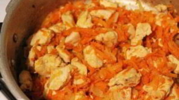 ШАГ 3. вкусный плов с курицей