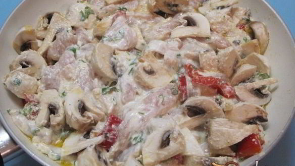 ШАГ 6. фрикасе из курицы с грибами