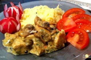 Фрикасе из курицы с шампиньонами