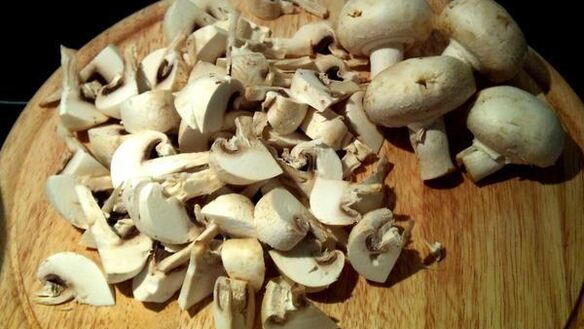 ШАГ 2. фрикасе из курицы с шампиньонами