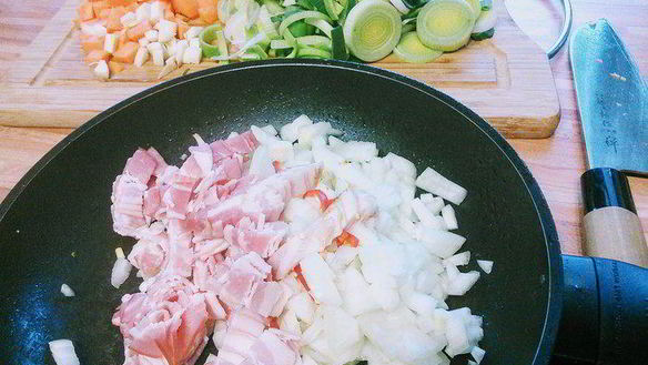 ШАГ 2. говяжье рагу в томатно-сливочном соусе