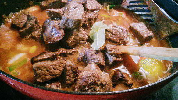 ШАГ 8. говяжье рагу в томатно-сливочном соусе