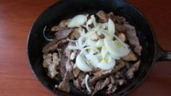 ШАГ 6. картофельное рагу с мясом