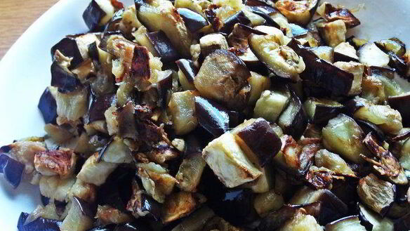 ШАГ 5. овощное рагу на основе запеченных баклажанов и перцев