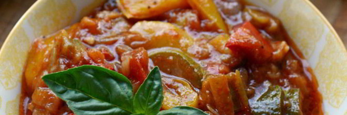 Овощное рагу с кабачками