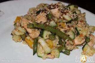 Овощное рагу с куриным филе и булгуром