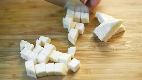 ШАГ 7. овощное рагу с нутом и корицей