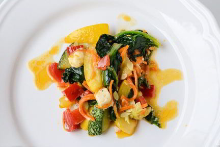 Овощное рагу со шпинатом