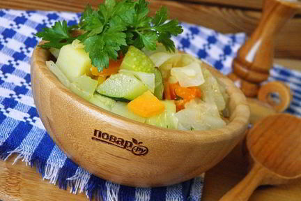 Овощное рагу в мультиварке