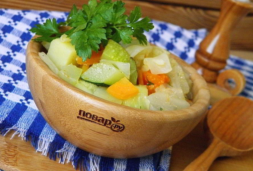 Овощное рагу в мультиварке