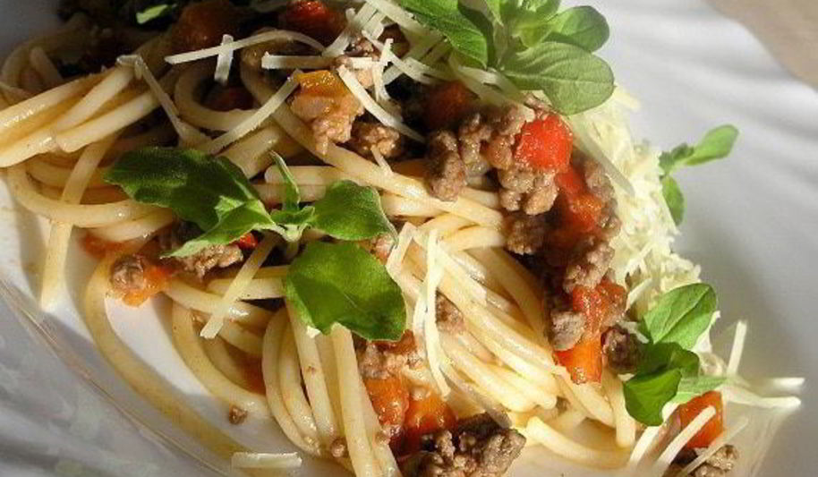 Рецепт паста торкио с рагу из ягненка и сладким перцем