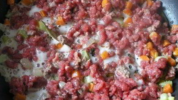 ШАГ 7. паста торкио с рагу из ягненка и сладким перцем