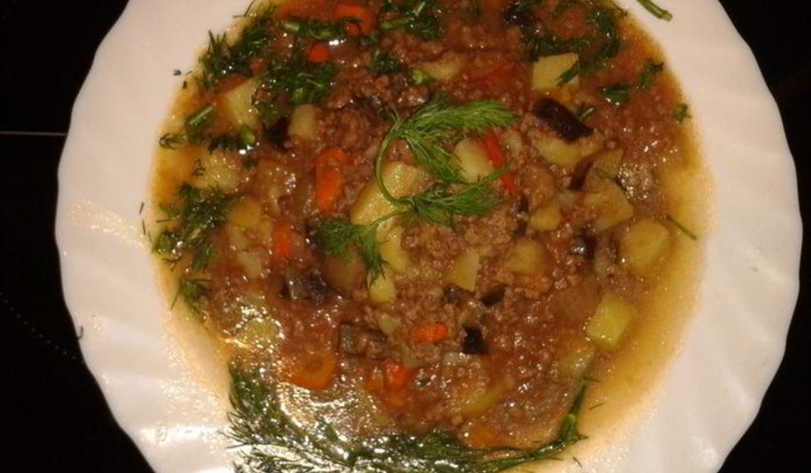 Рецепт рагу из баклажанов с фаршем