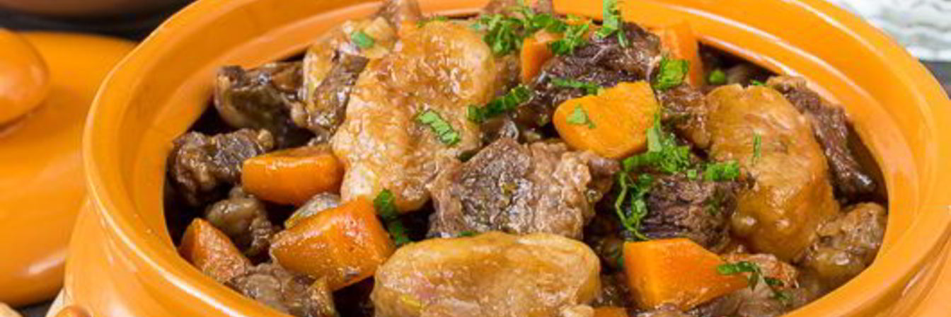 Рагу из говядины с грибными клецками