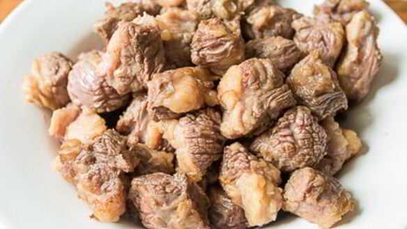 ШАГ 6. рагу из говядины с грибными клецками