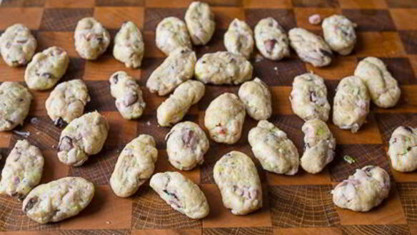 ШАГ 15. рагу из говядины с грибными клецками