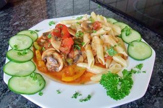 Рагу из грибов и болгарского перца