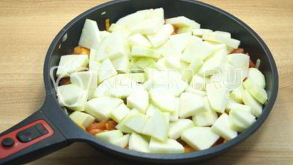 ШАГ 4. рагу из кабачков