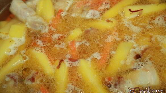 ШАГ 4. рагу из картофеля со свиной грудинкой в мультиварке