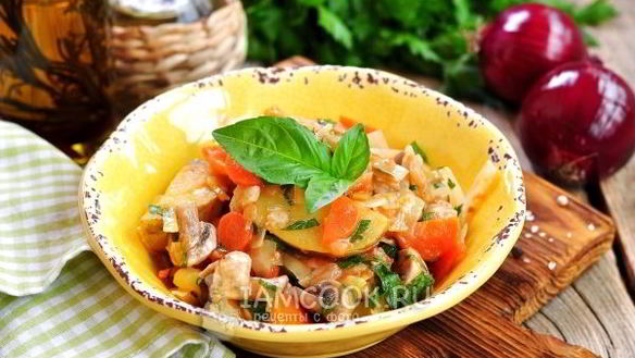 ШАГ 9. рагу овощное с капустой и картошкой