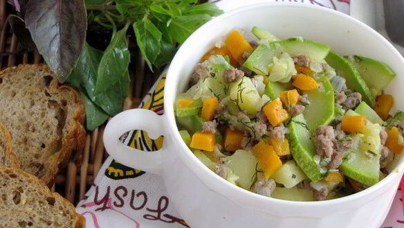 ШАГ 6. рагу с кабачком и базиликом