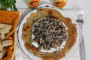 Решти из картофеля с грибным рагу