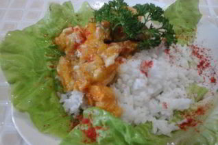 Солнечное рагу с курицей, тыквой и сливами