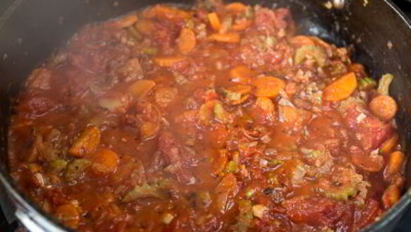 ШАГ 9. томатное рагу из морепродуктов