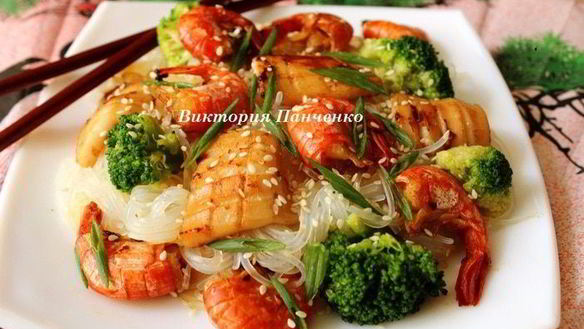 ШАГ 5. рисовая лапша с брокколи и морепродуктами