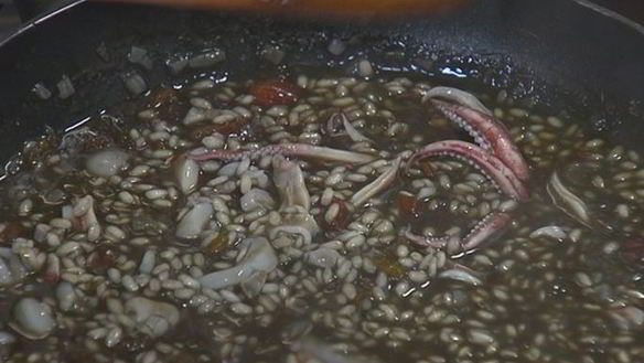 ШАГ 10. черное ризотто