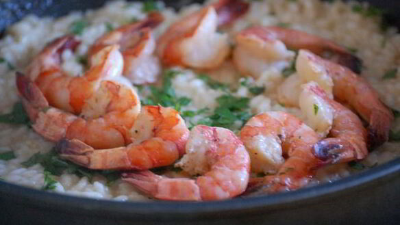 ШАГ 10. дважды мускатное ризотто с креветками