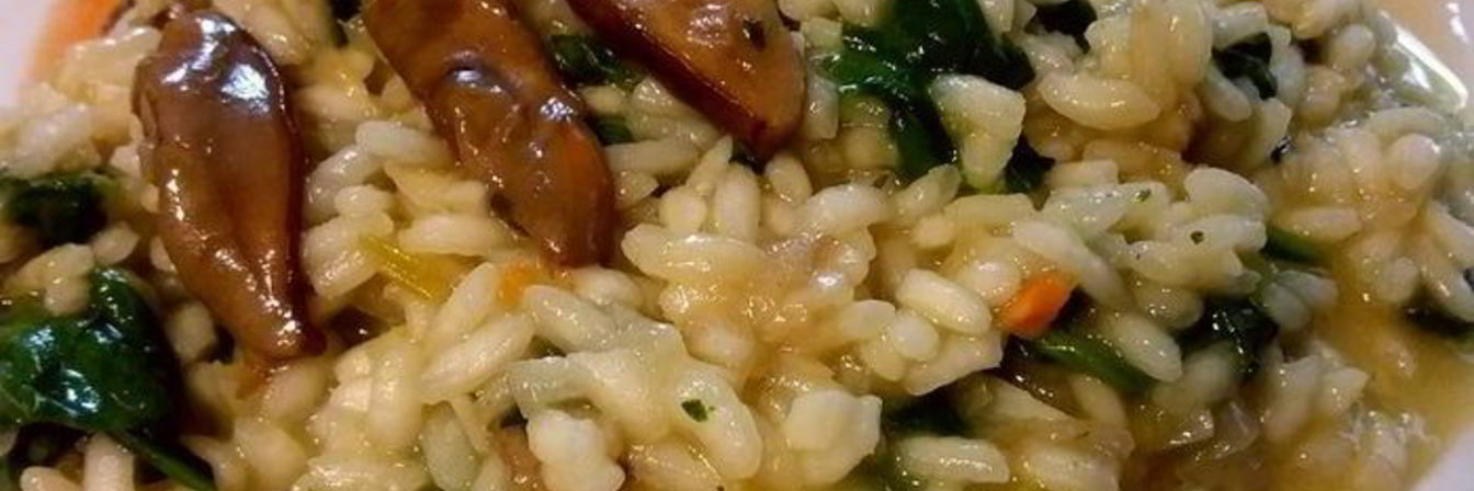 Ризотто с белыми грибами и шпинатом