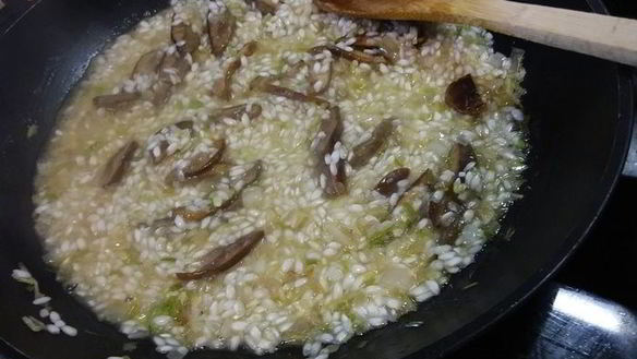 ШАГ 4. ризотто с белыми грибами и шпинатом