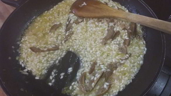 ШАГ 5. ризотто с белыми грибами и шпинатом