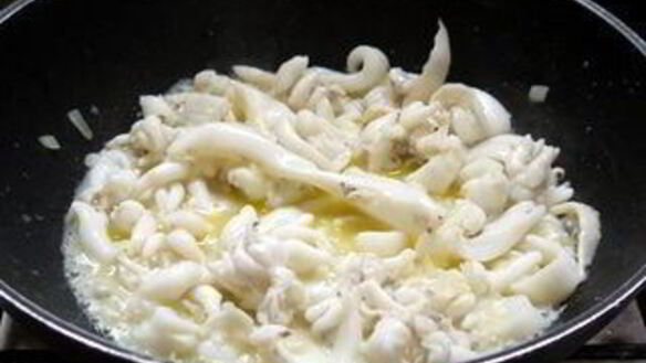 ШАГ 2. ризотто с чернилами каракатицы