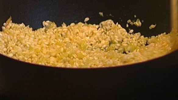 ШАГ 4. ризотто с сельдереем, ветчиной и пармезаном