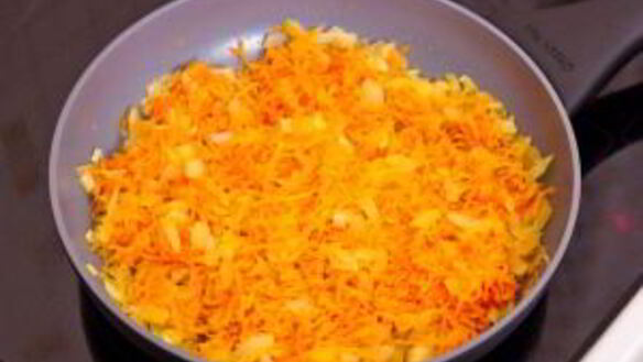 ШАГ 5. фаршированные кальмары поросята