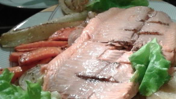 ШАГ 5. форель на подушке из овощей с ореховым соусом