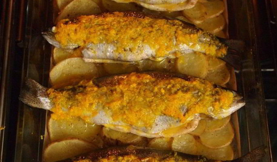 Рецепт форель запеченая с картофелем