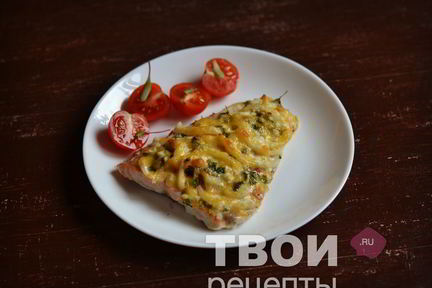 Горбуша, запеченная с сыром
