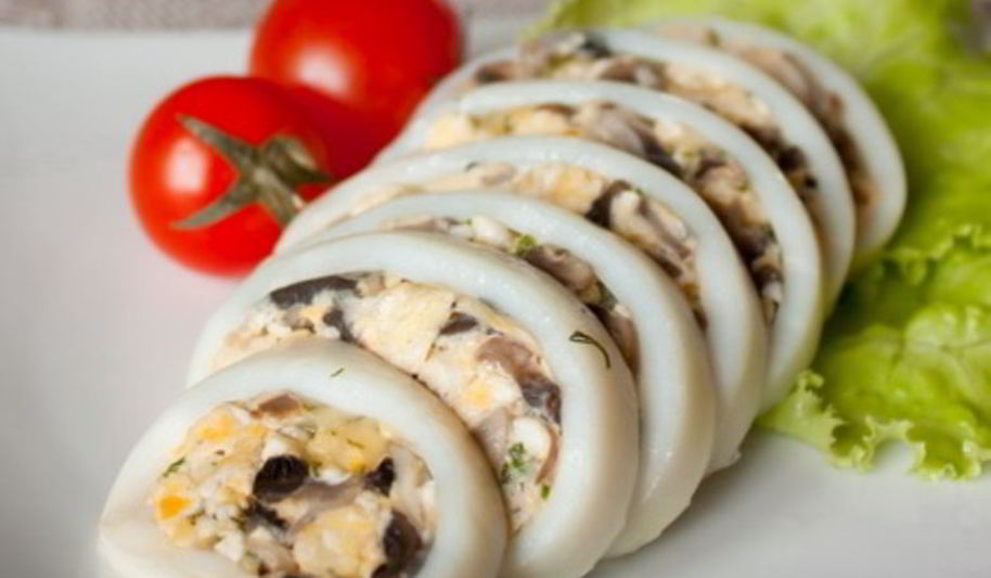 Рецепт кальмары, фаршированные омлетом и шампиньонами