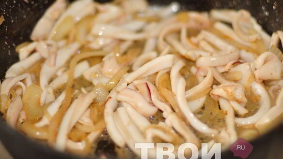 ШАГ 3. кальмары жареные